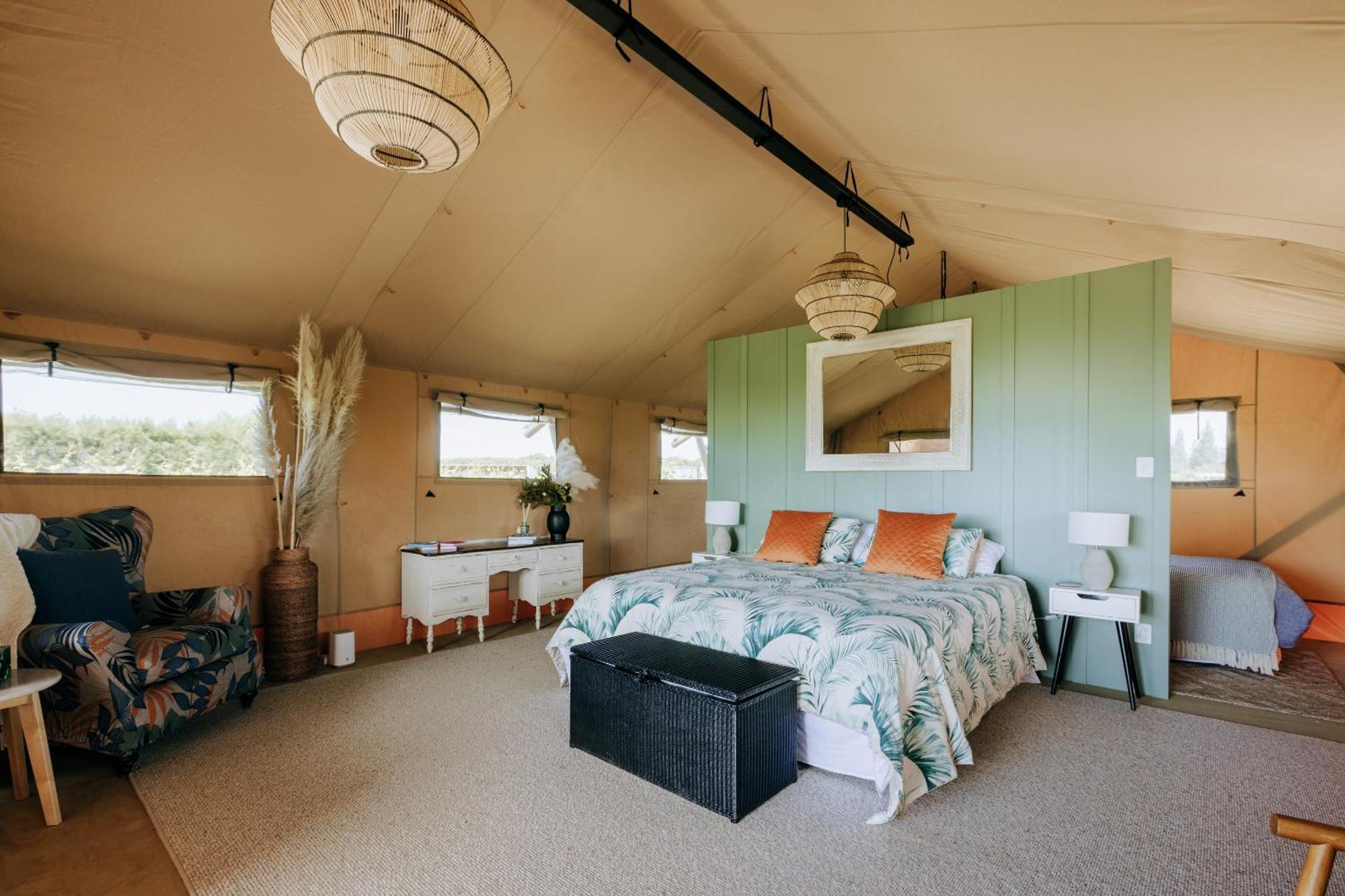 Villas & Vines Glamping 哈士汀 外观 照片